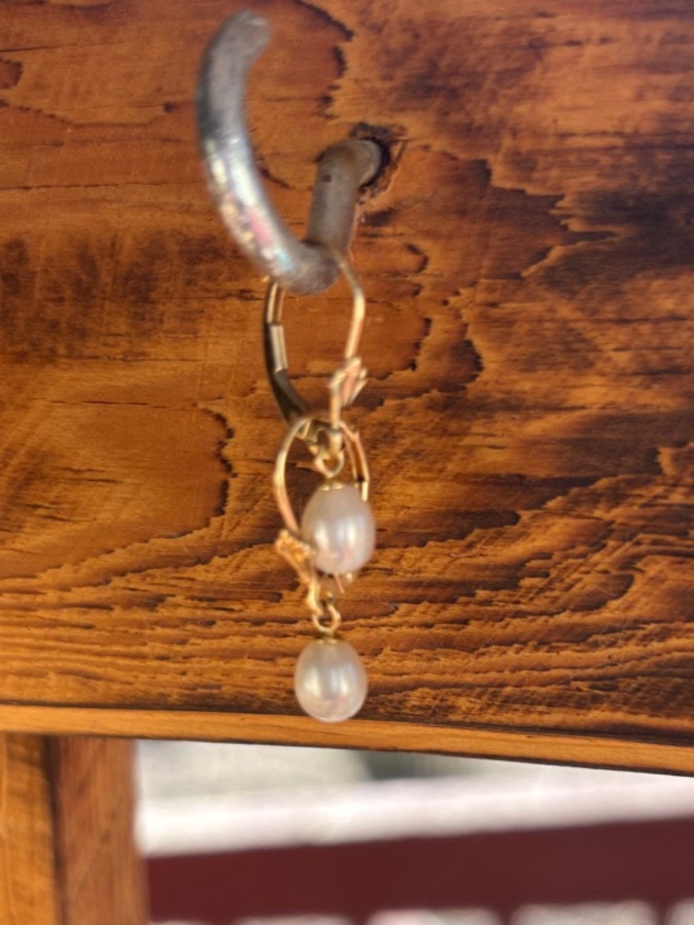 14 Karat Freshwater Pearl Leverbacks